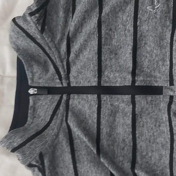 Greg Norman for Tasso Elba Play Dry Gray 1/4 Zip Pullover - Picture 3 of 4